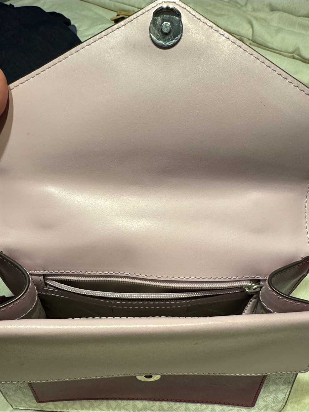 Michael Kors White and Purple Satchel, crossbody band. - Picture 6 of 6